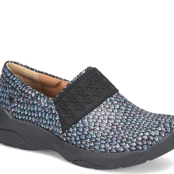 Sold - Picture 3 of 4